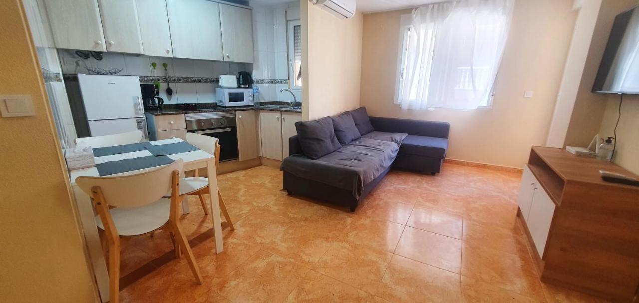 Isamar Apartamento Playa Del Cura تورّيفيِخا المظهر الخارجي الصورة